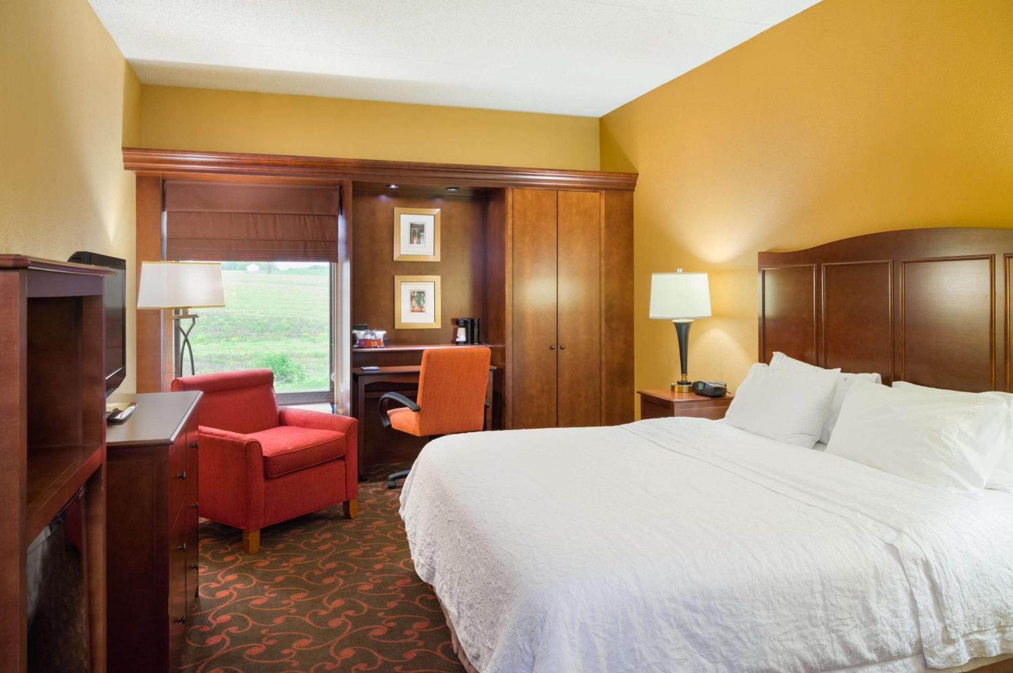 Larkspur Landing Carlisle Hotel Екстериор снимка