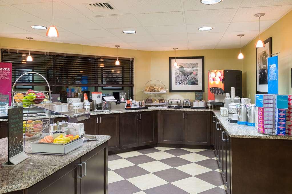Larkspur Landing Carlisle Hotel Ресторант снимка