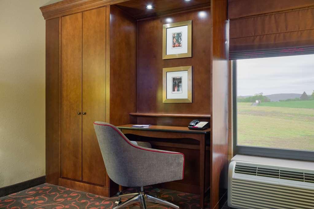 Larkspur Landing Carlisle Hotel Стая снимка